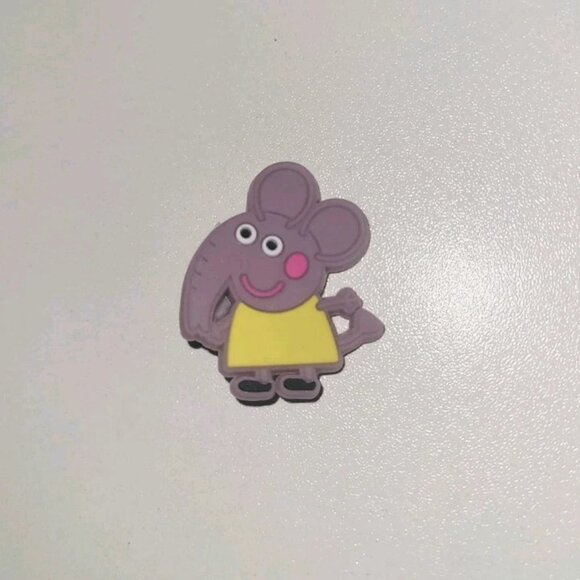 Peppa Pig Shoe Charms 18 Pieces - Picture 3 of 16